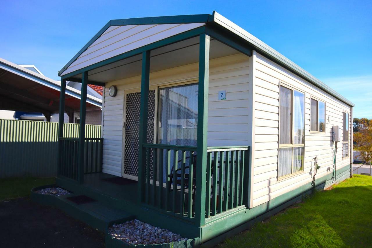 Big4 Tassie Getaway Park Ulverstone Buitenkant foto